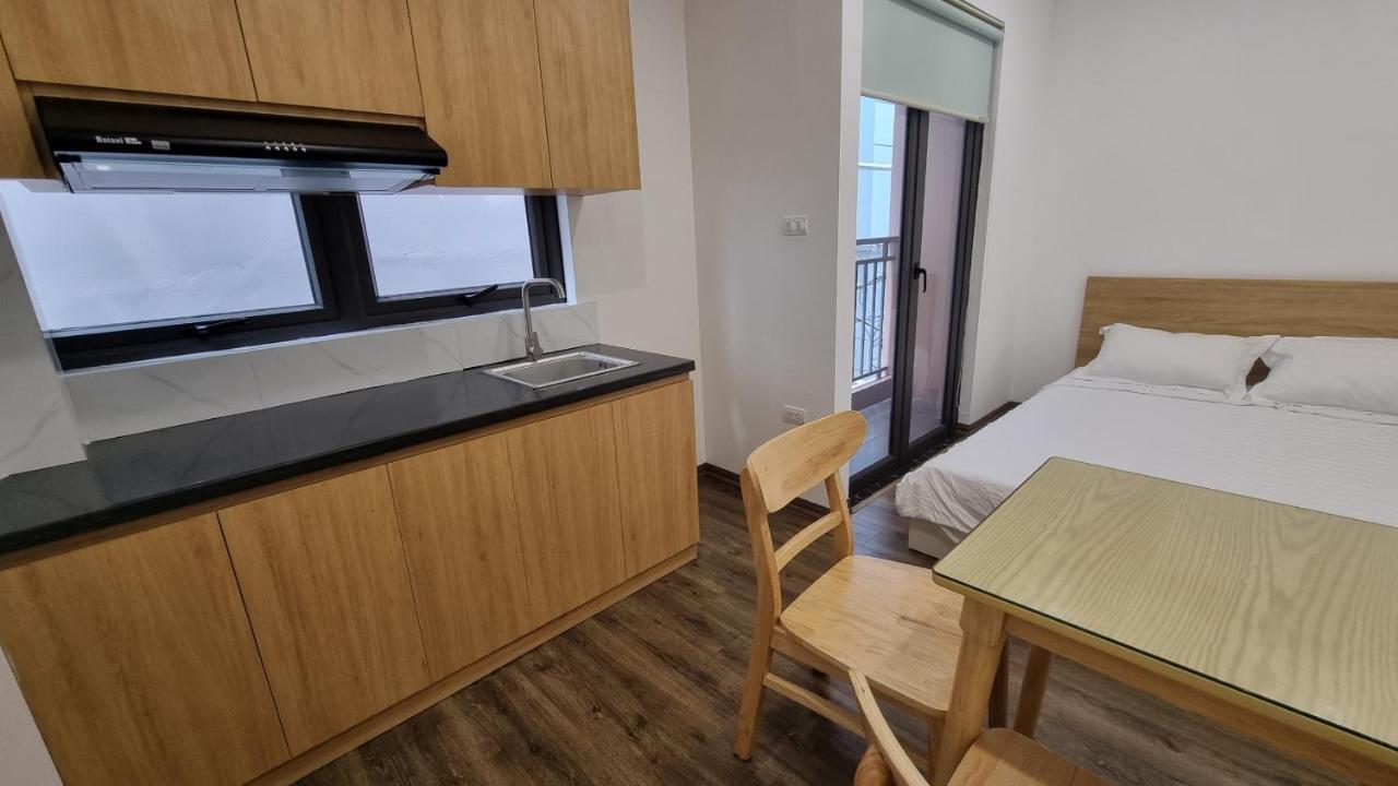 Era Apartment Khuc Thua Du Ханой Екстериор снимка