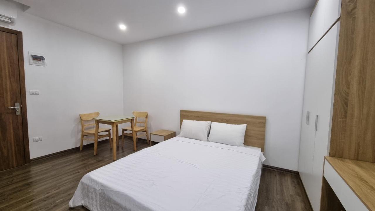 Era Apartment Khuc Thua Du Ханой Екстериор снимка